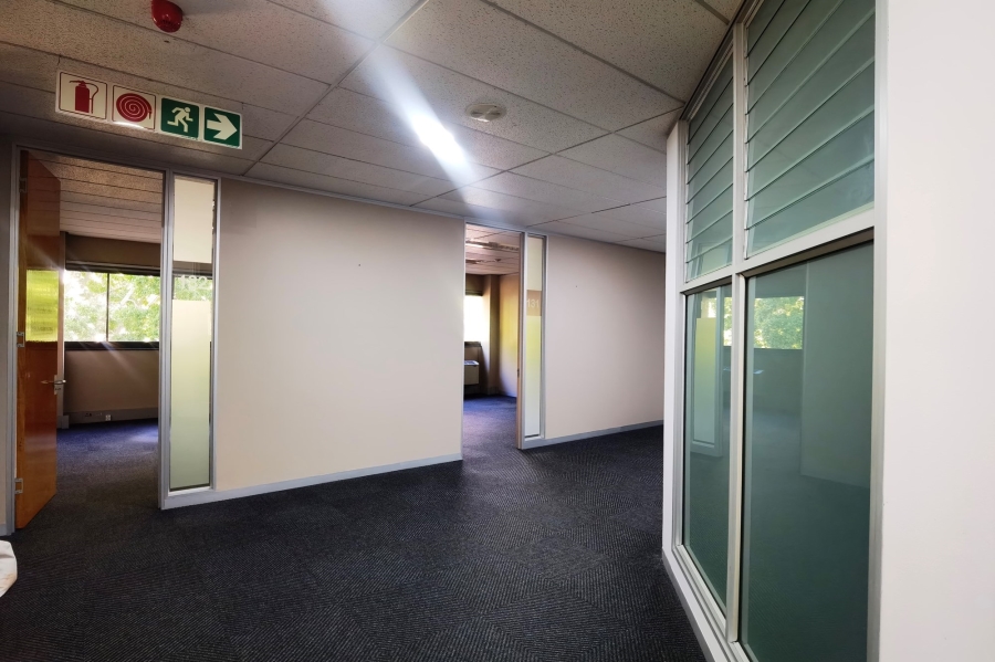 To Let commercial Property for Rent in Mowbray Western Cape